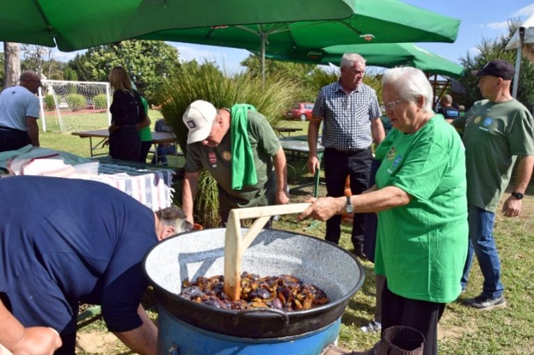 Pekmezijada