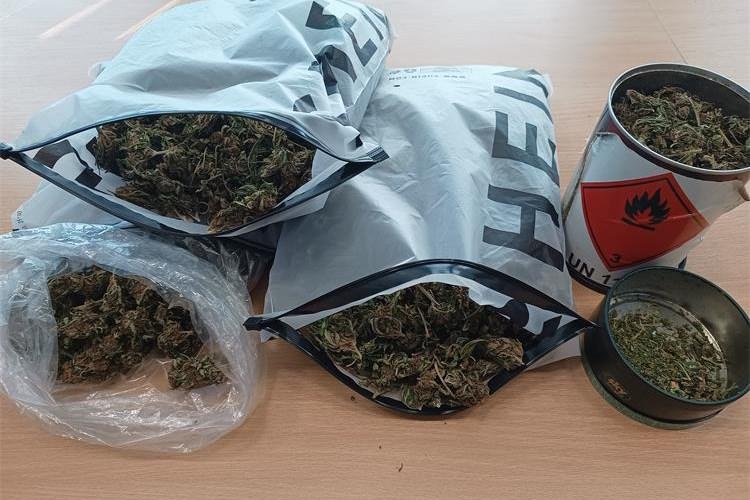 1 vrečice marihuana (1)