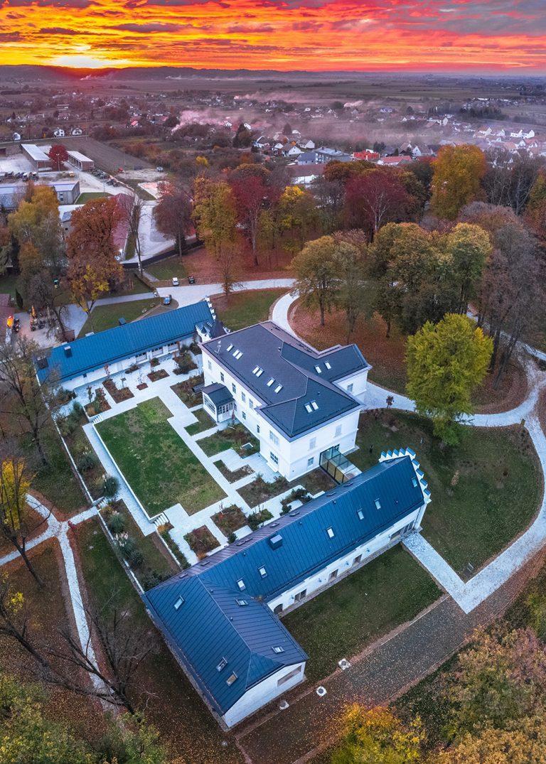 26-dvorac-suhopolje