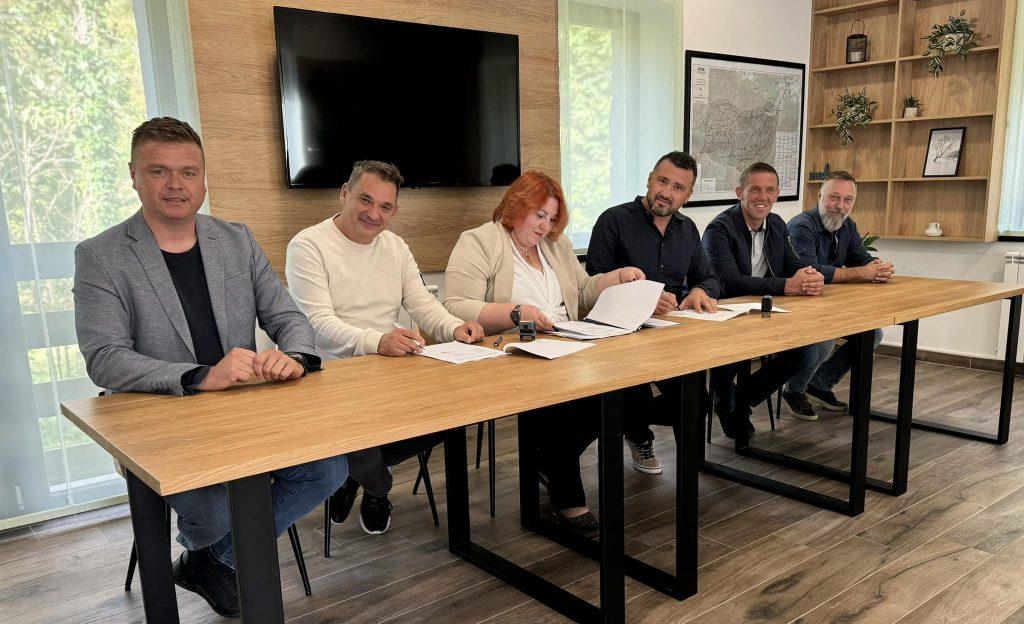 392774535_714899770683973_6148260591638734033_n