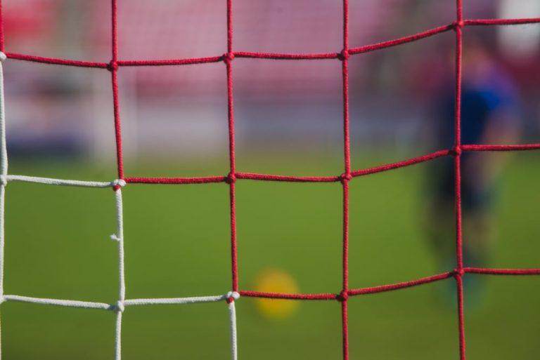 blurred-football-player-scene