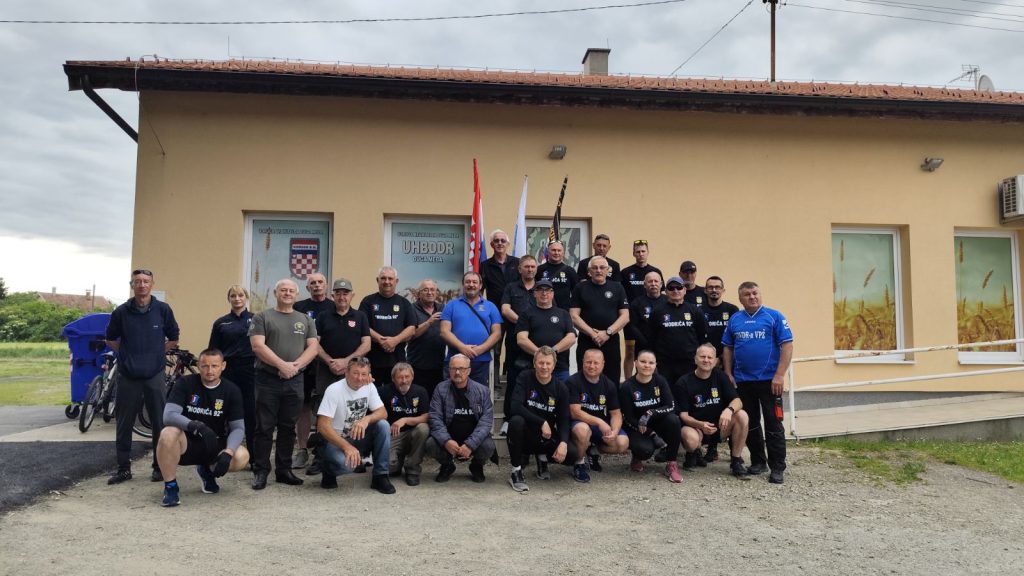 IMG-878b45e76e183b7a50f38bcc9524f0a9-V