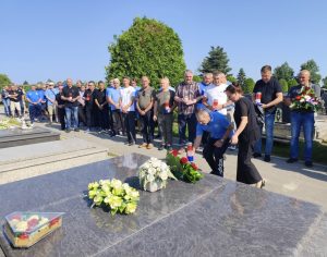 Sjecanje-na-preminule-hrvatske-branitelje-Cacincxi-2025-6