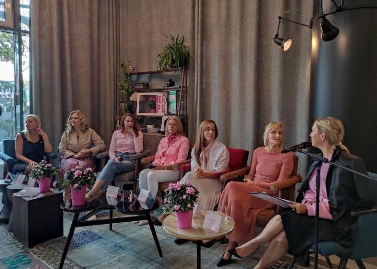 14c18c4be5a609d24d5b4d0679b81845_XL