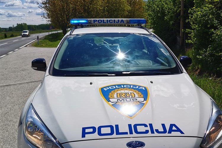 policijski auto