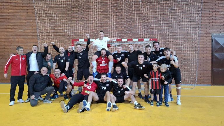 IMG-e12f0552163d597e7665c76b425b7fc9-V