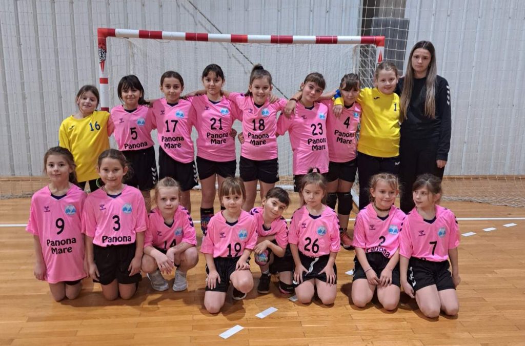 IMG-f38e12325d1f9f557da39b8ed74de237-V