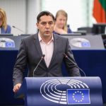 e9848394075a1537a76e12006a21ce70_XL