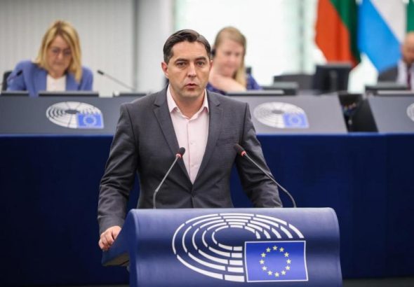 e9848394075a1537a76e12006a21ce70_XL