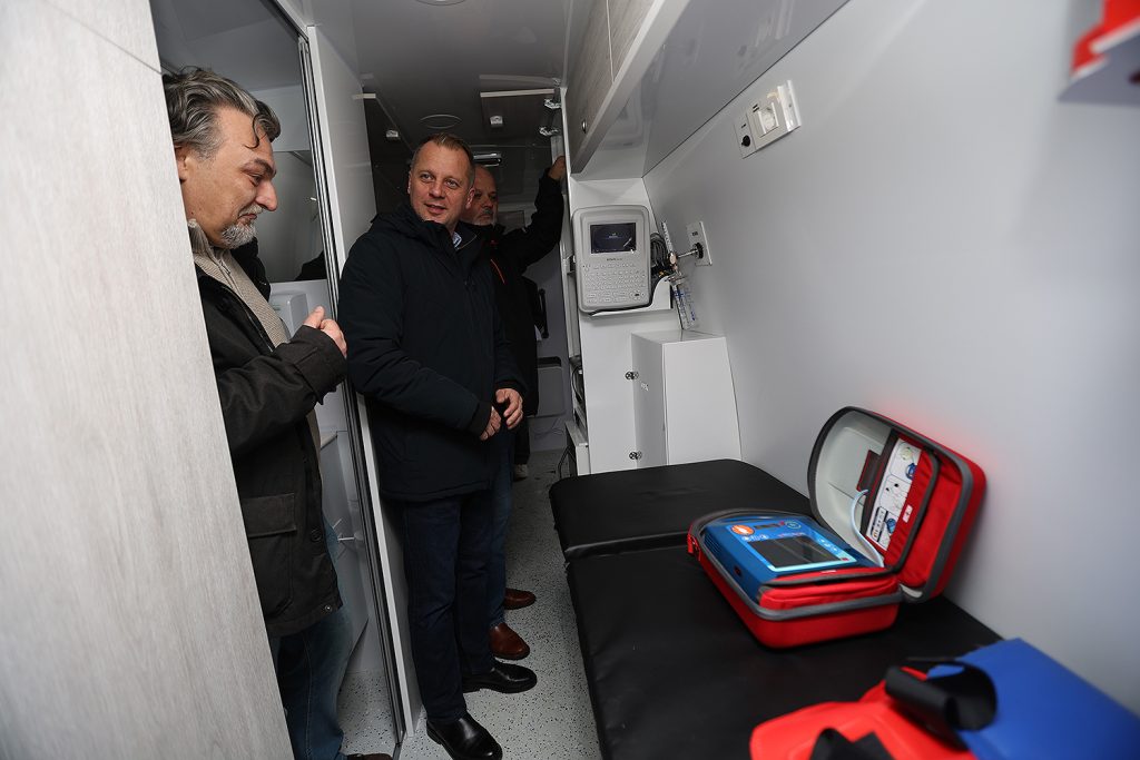 mobilna-ambulanta-48