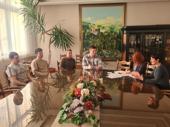 617544095_122116756425153262_1198692706236968617_n