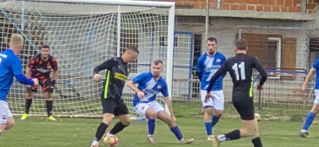 IMG-b56061ba476eedb65eb52c76e1b66fd1-V