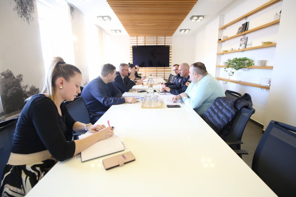 IMG_7848_1500x1000-1