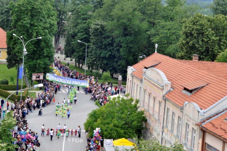 cvjetna-povorka-iz-zraka-4